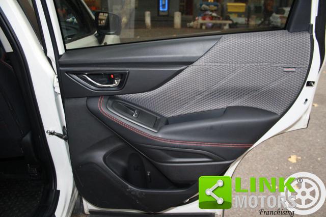 SUBARU Forester 2.0 e-Boxer MHEV CVT Lineartronic 4dventure