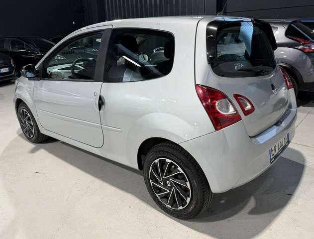 Renault Twingo Benzina Neopatentati