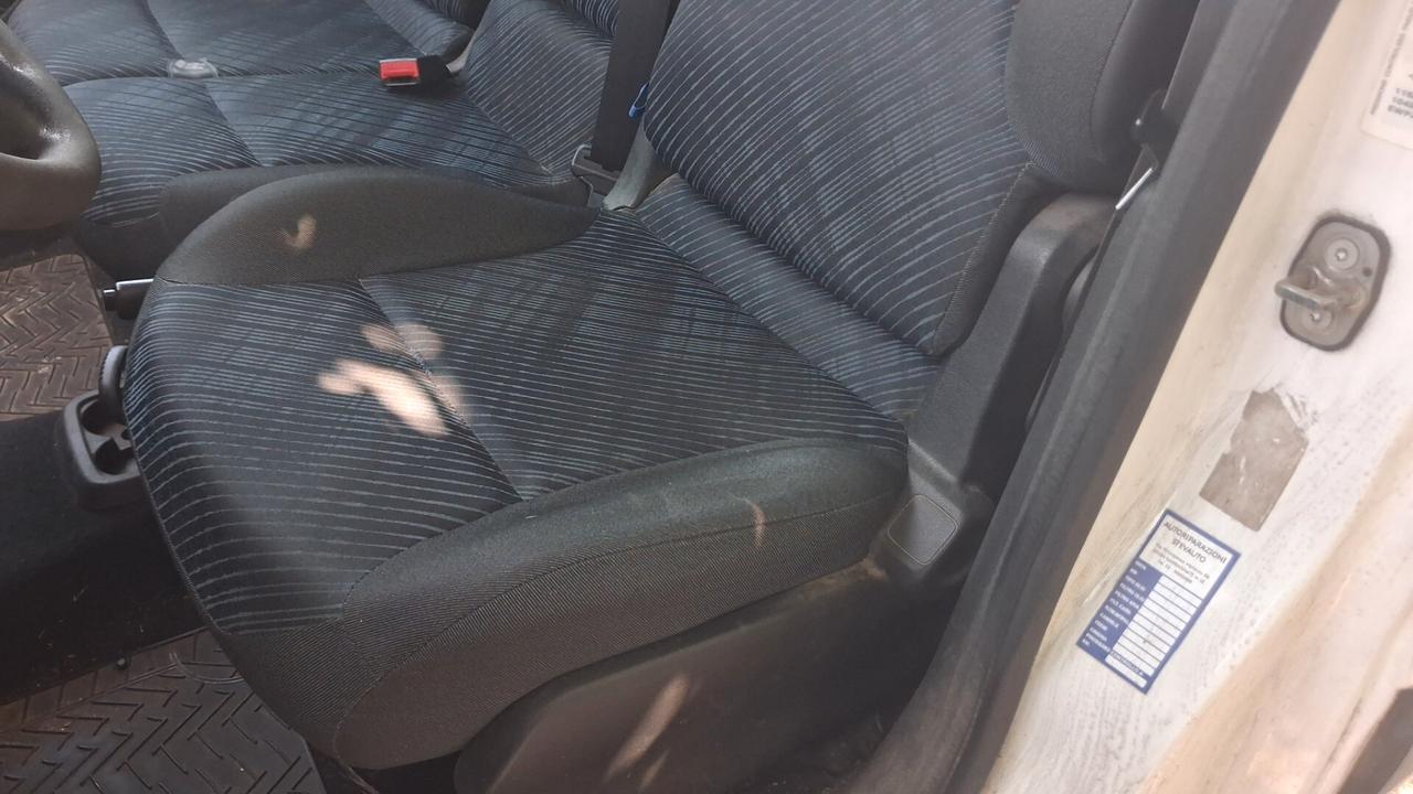 Peugeot Partner 1.6 HDi 90CV 3 POSTI
