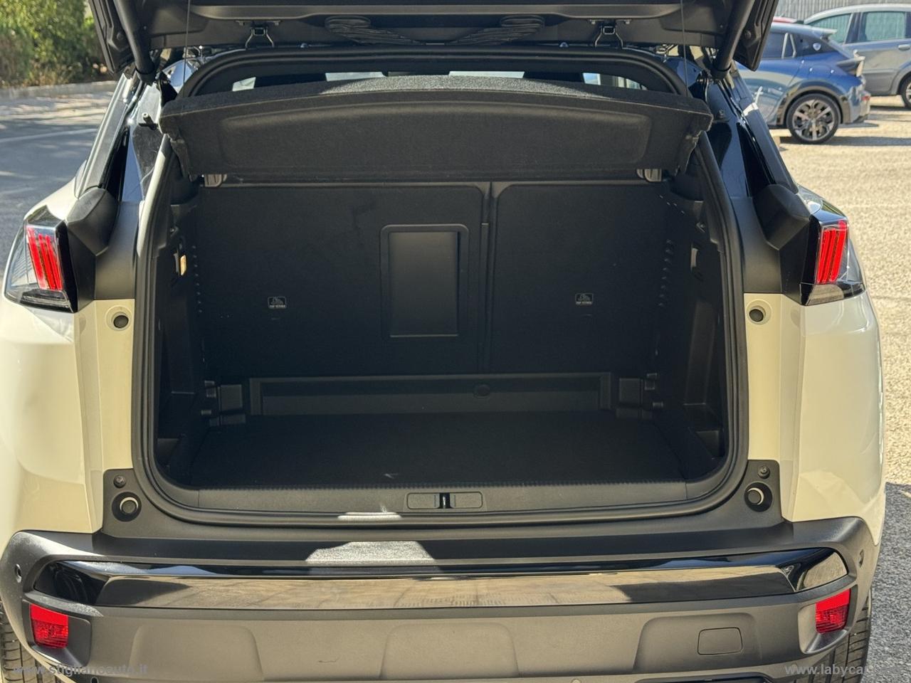 PEUGEOT 3008 BlueHDi 130 S&S EAT8 GT