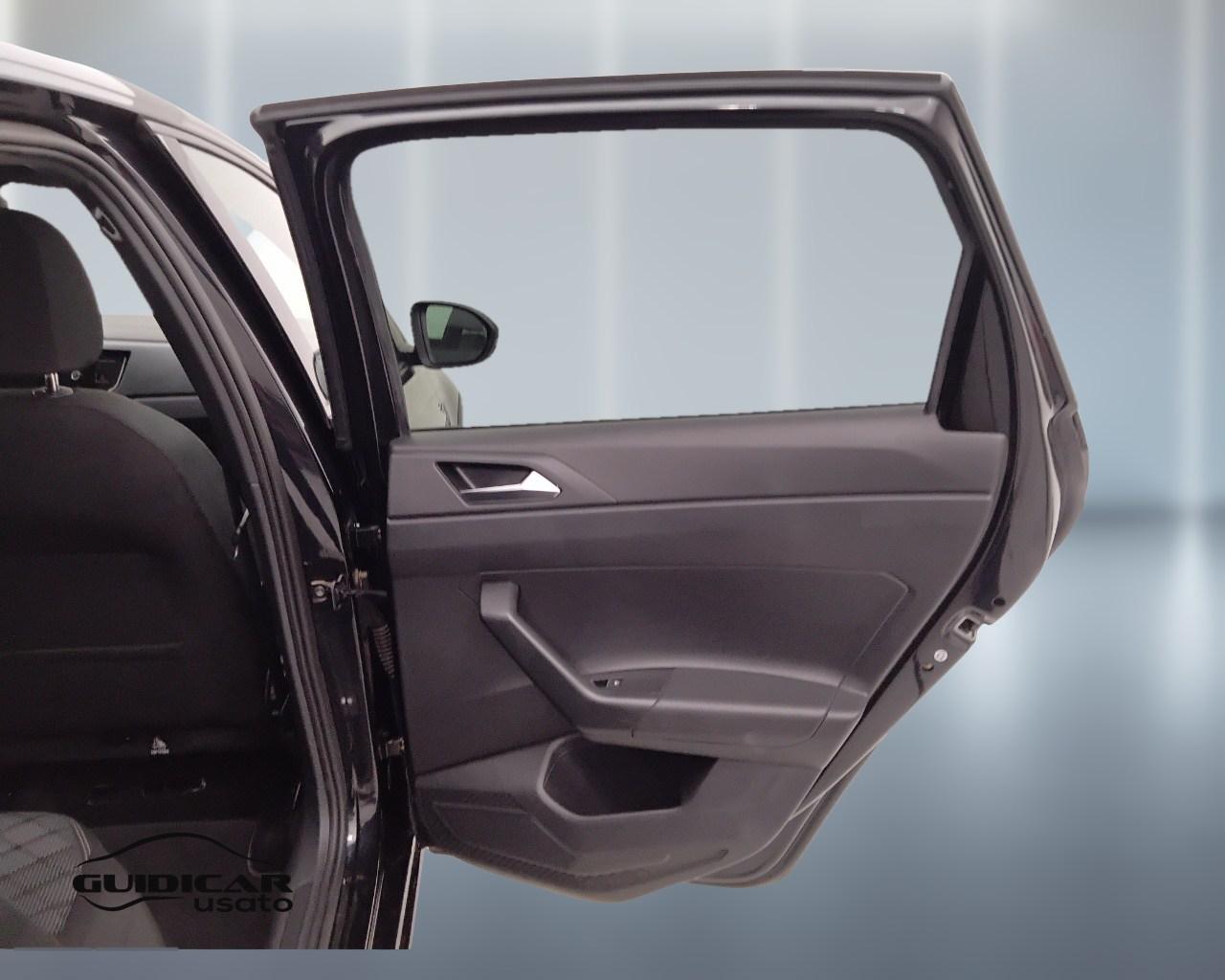VOLKSWAGEN Taigo - Taigo 1.0 tsi R-Line 115cv dsg