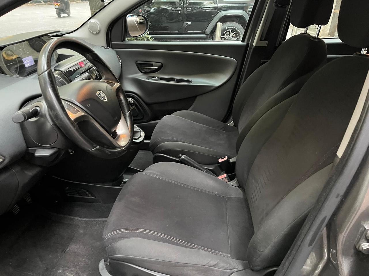 Lancia Ypsilon 1.2 69 CV 5 porte GPL Ecochic Gold