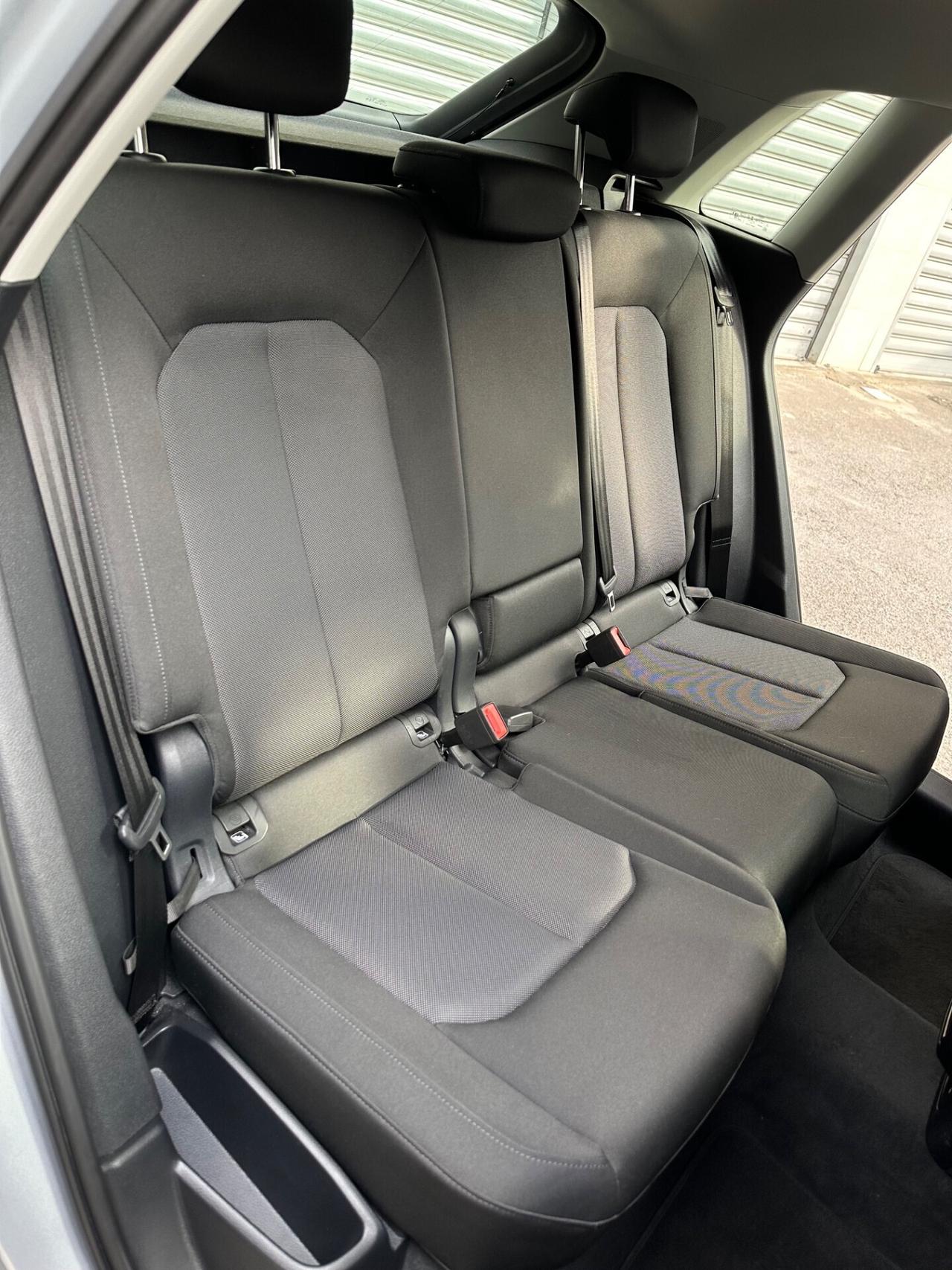 Audi Q3 35 TDI quattro S tronic Business Advanced