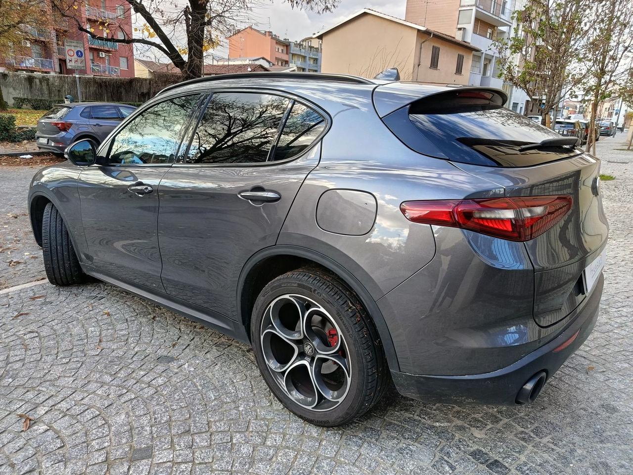 Alfa Romeo Stelvio Sport Tech 2.2 #7918