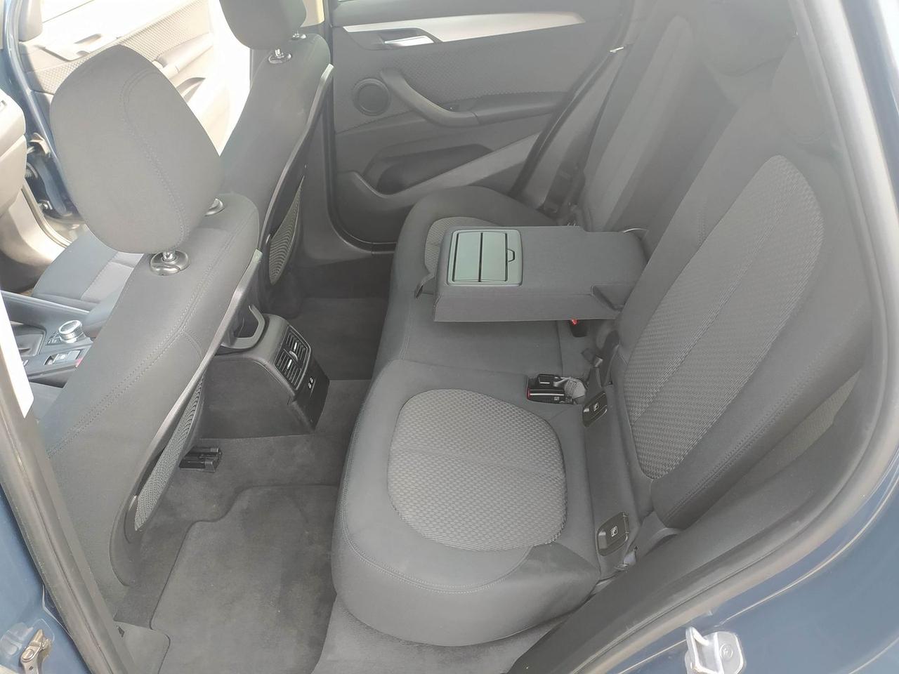 Bmw X1 Business 18 d #5925