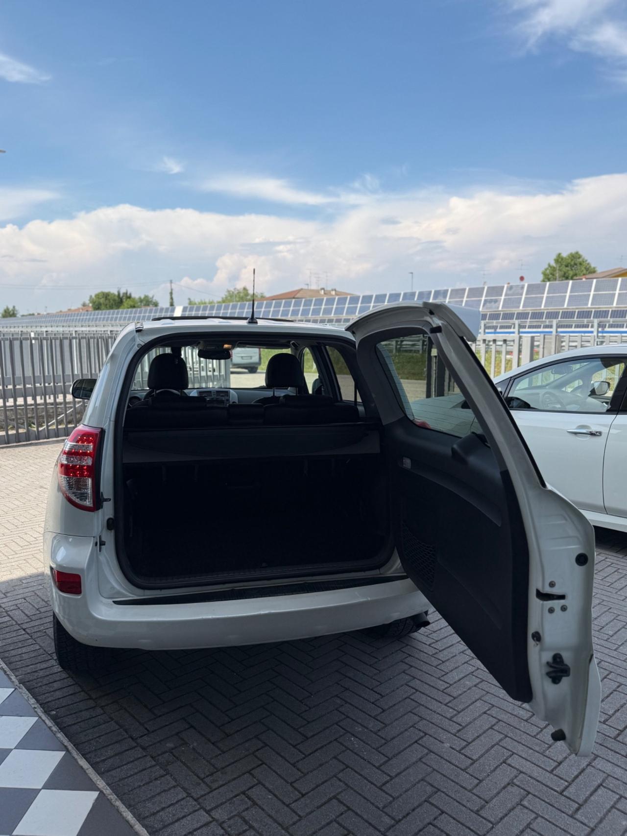 Toyota RAV 4 RAV4 Crossover 2.2 D-4D 150 CV DPF Exclusive