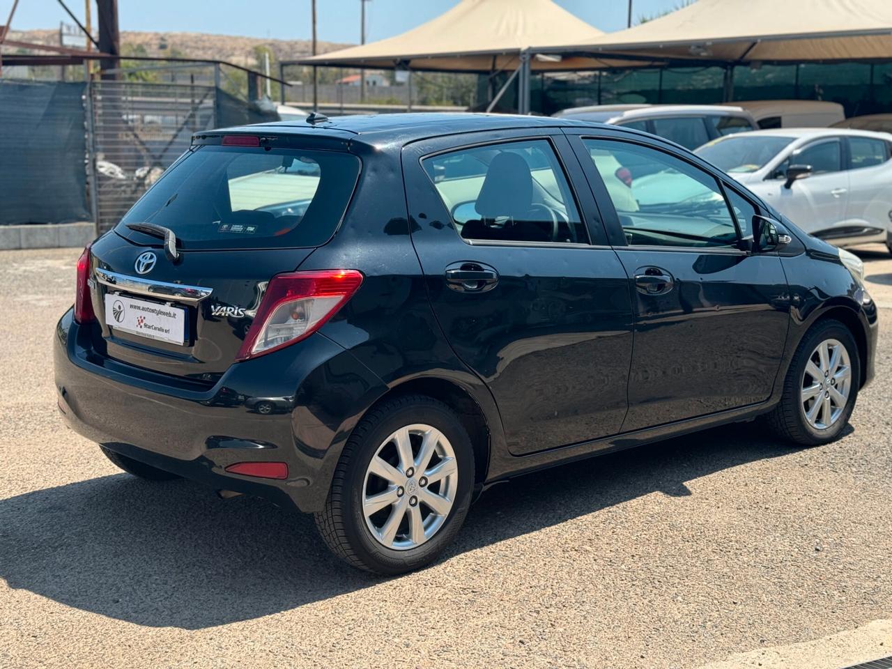 Toyota Yaris 1.0 5 porte Active - NEOPATENTATI 2012