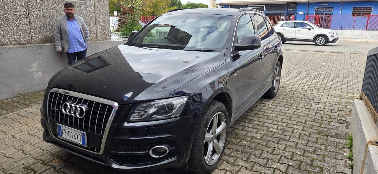 Audi Q5 3.0 V6 TDI quattro S tronic VOLANE A DESTRA