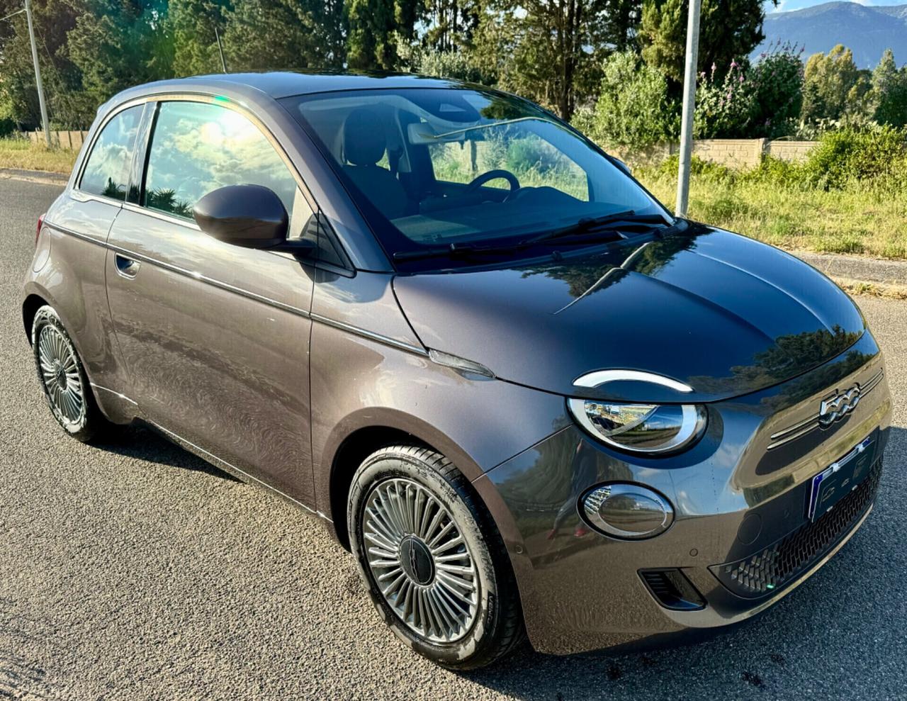 Fiat 500 elettrica Icon 42 kWh