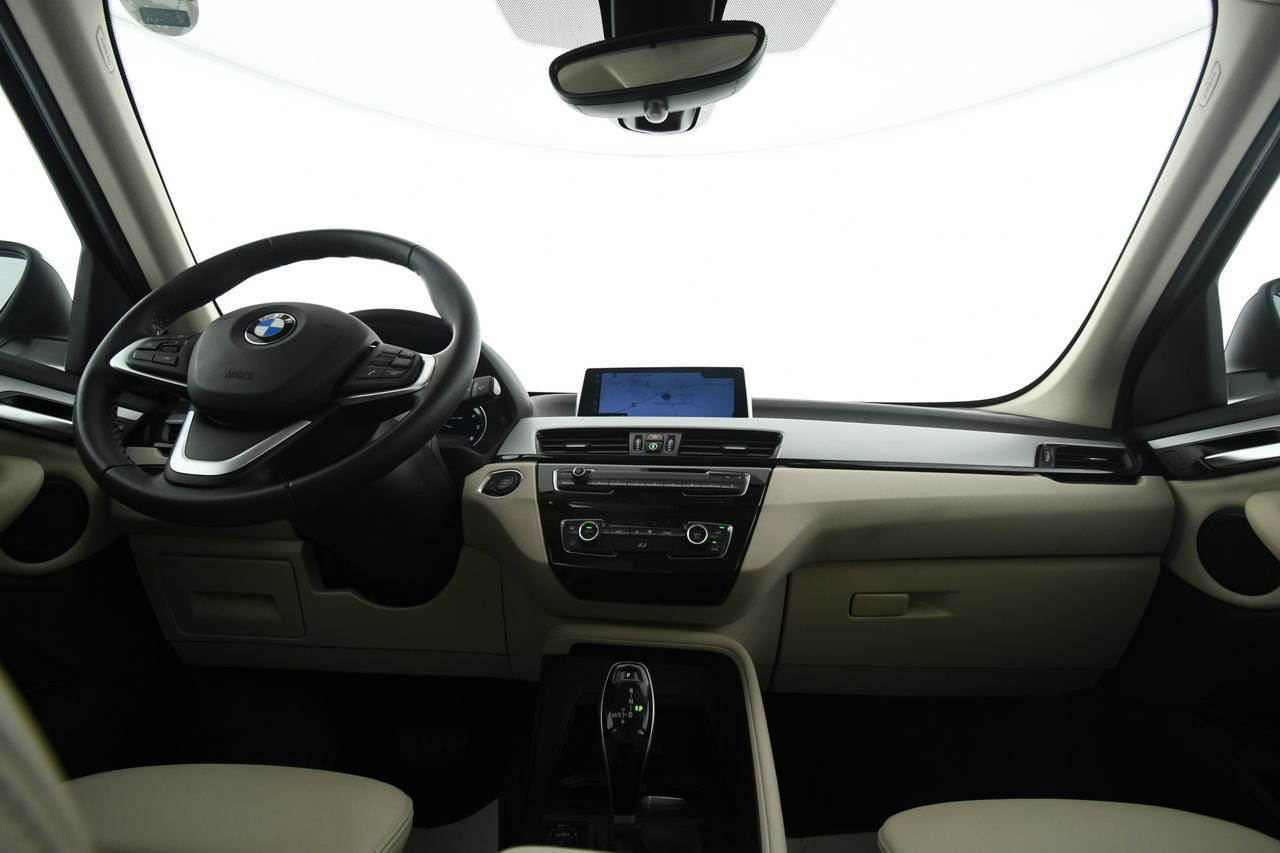 BMW X1 sdrive20d Business Advantage auto PELLE+FULL LED+C19"
