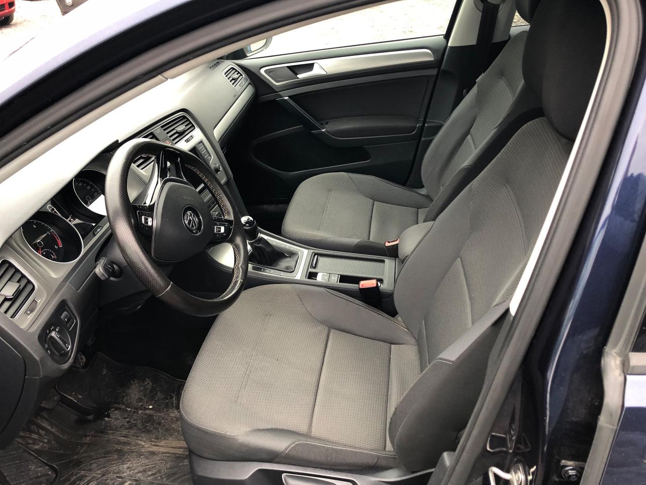 Volkswagen Golf 2.0 TDI 5p. Highline BlueMotion garanzia 12 mesi