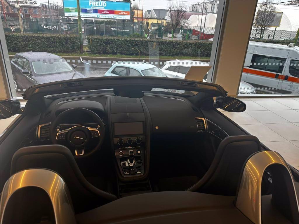 JAGUAR F-Type Cabrio 2.0 i4 R-Dynamic rwd 300cv auto del 2025