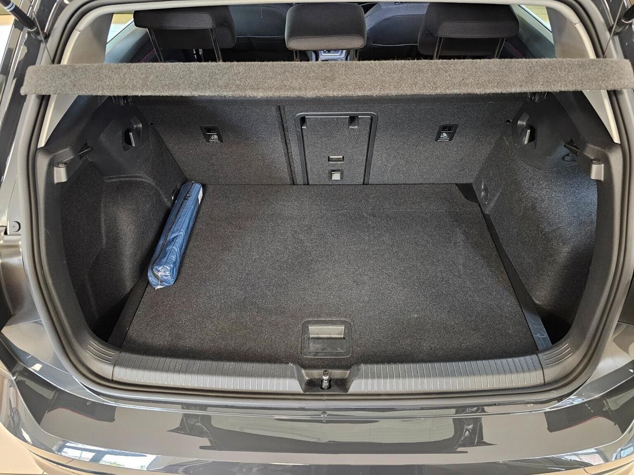 Volkswagen Golf 1.0 eTSI EVO DSG Life
