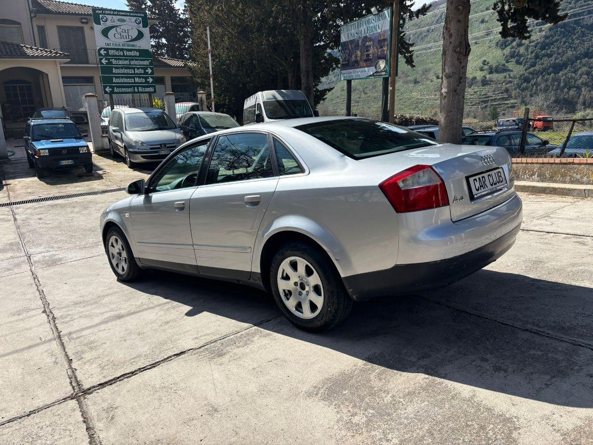 Audi A4 1.9 TDI 130 cv Berlina