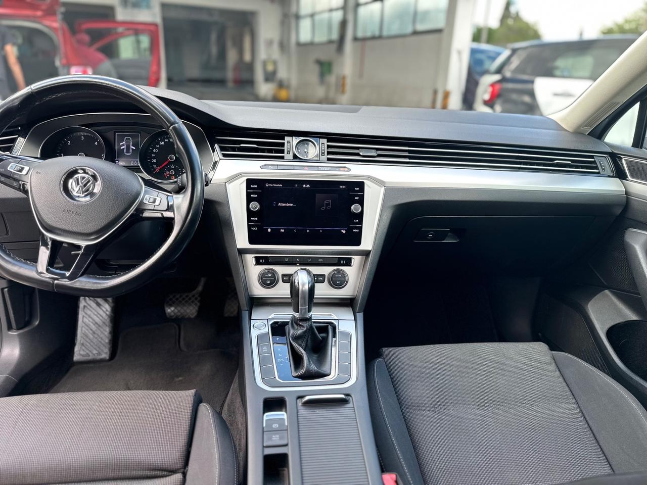 Volkswagen Passat 2.0 TDI DSG Business BlueMotion Technology