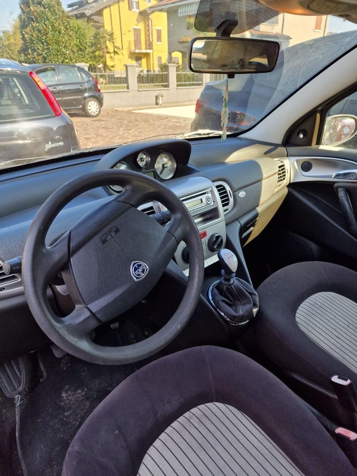 Lancia Ypsilon CLIMA NEOPATENTATI