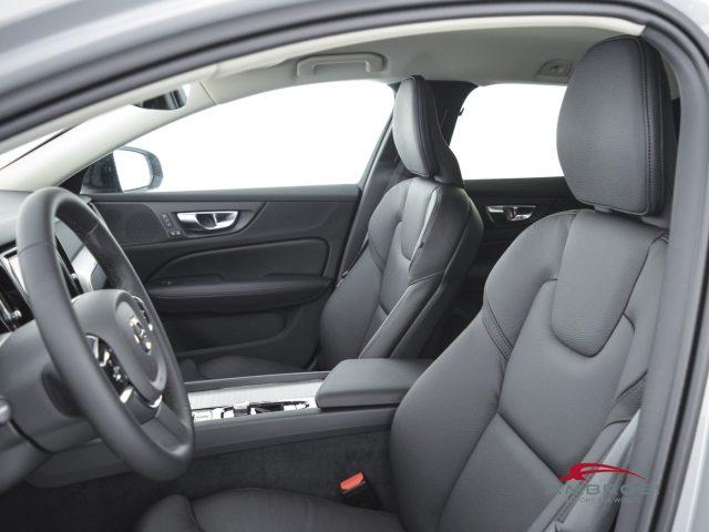 VOLVO V60 B4 Mild hybrid Benzina Plus Dark