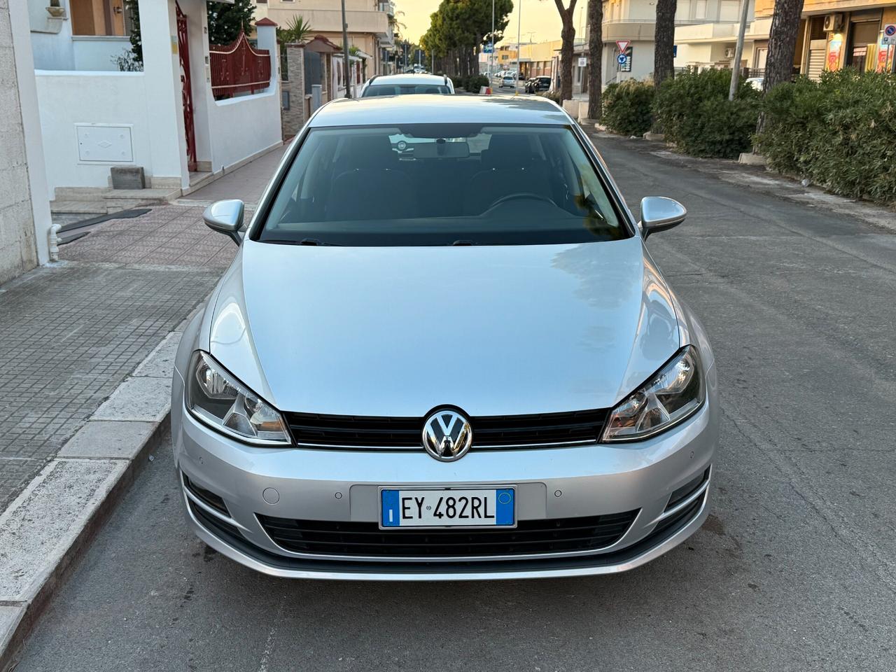 Volkswagen Golf 1.6 TDI 5P Comfortline BM Tech 2015