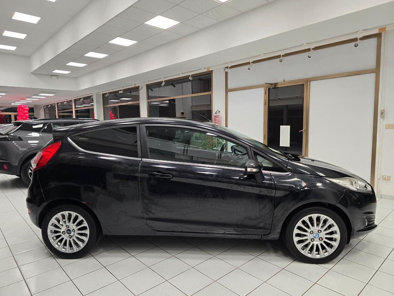 Ford Fiesta 1.5 Tdci Titanium OK NEOPATENTATI
