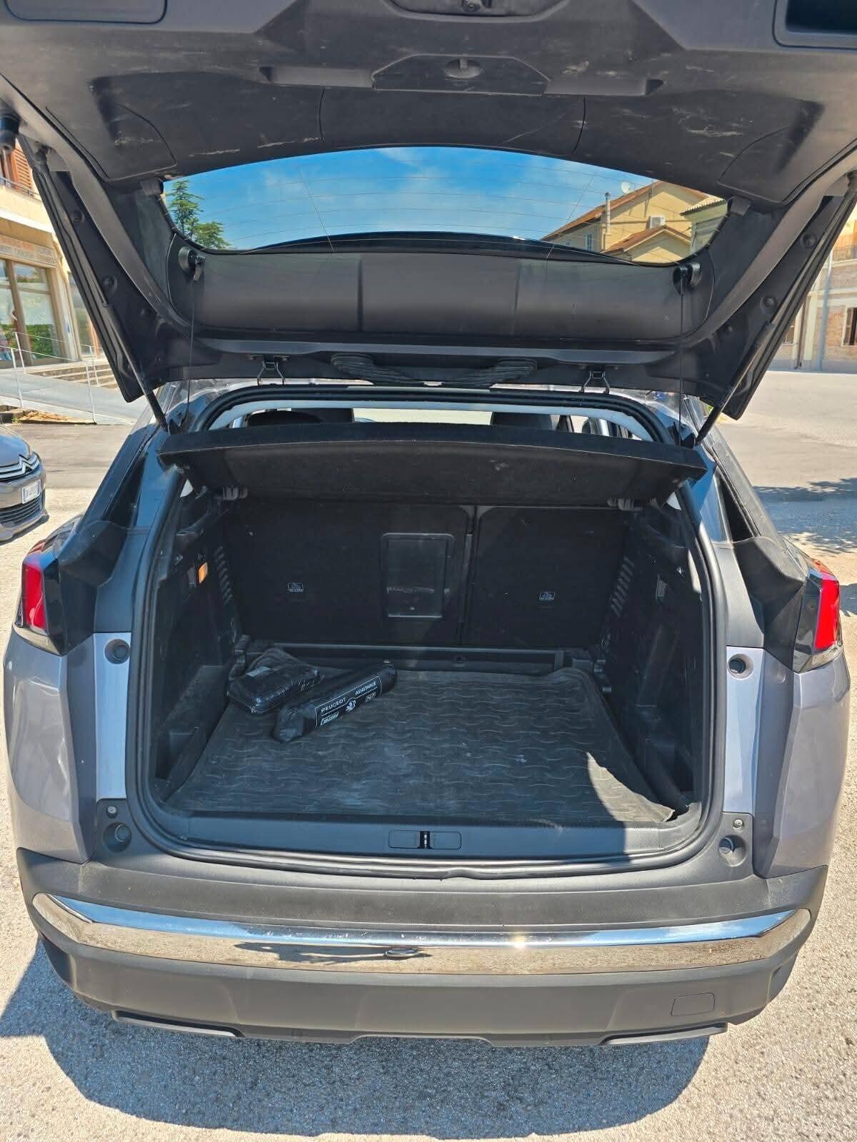 Peugeot 3008 BlueHDi 130 S&S Allure 1.5