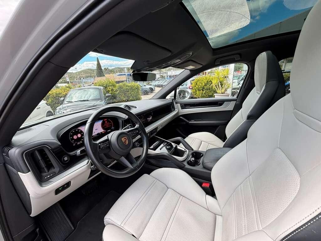 Porsche Cayenne Coupé 3.0 V6 2024/ Km 64.000 IVA ESPOSTA Tuo a solo 1.059 Euro al mese