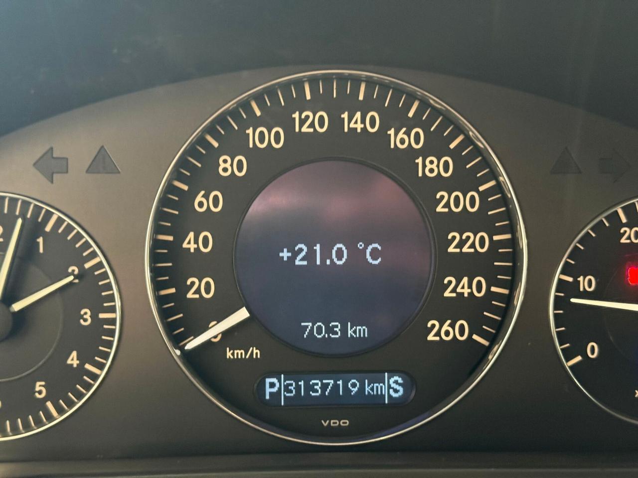 Mercedes E 220 150CV 2003