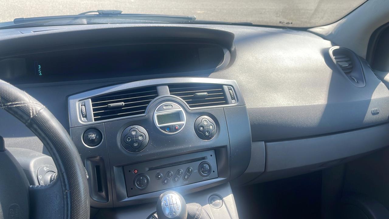 Renault Scenic Scénic 1.5 dCi/105CV Conquest