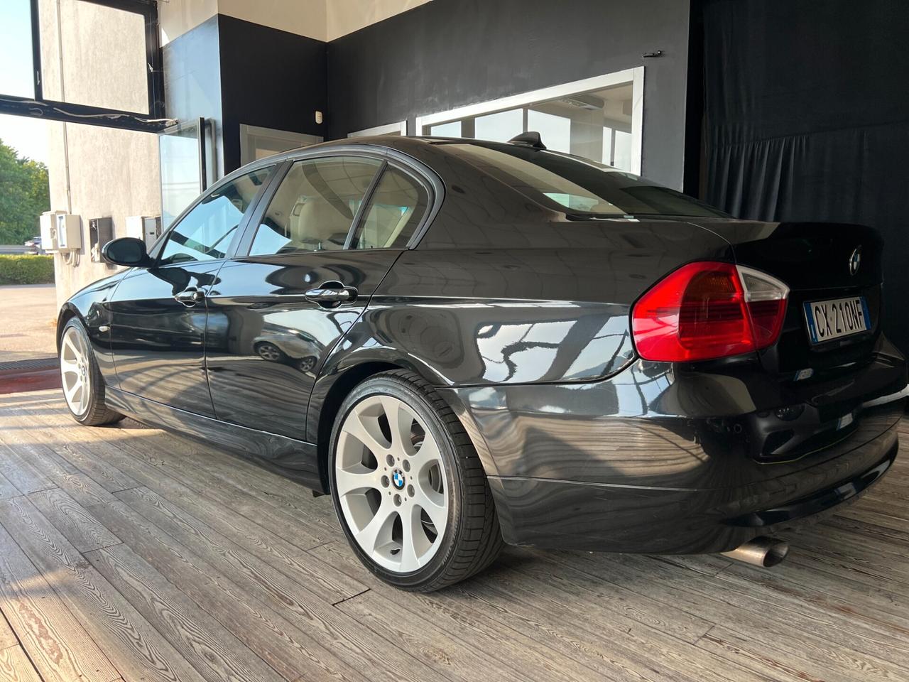 BMW 320 FUTURA