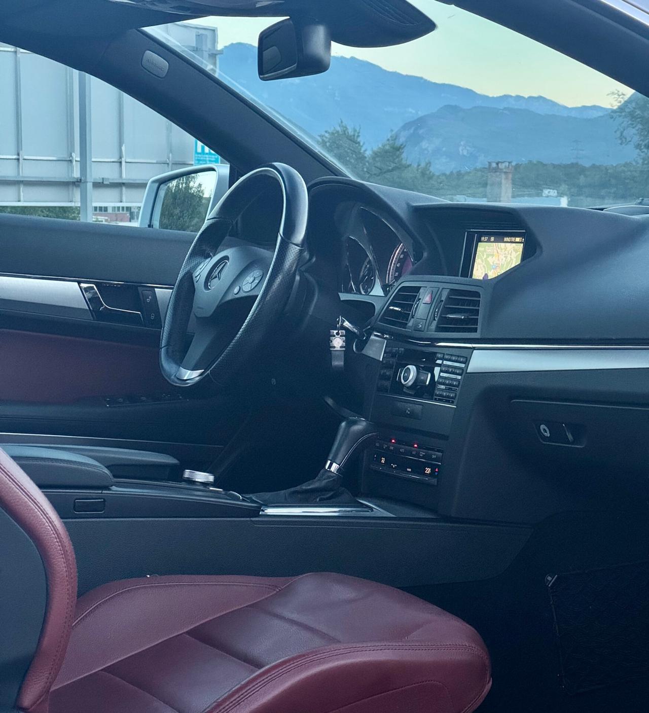 Mercedes-benz E220 AMG FULL OPTIONAL