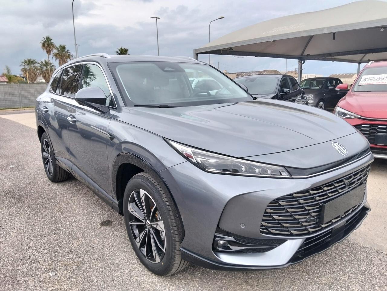 Mg HS HEV Luxury 224CV KM 0 7 ANNI GARANZIA UFFICIALE