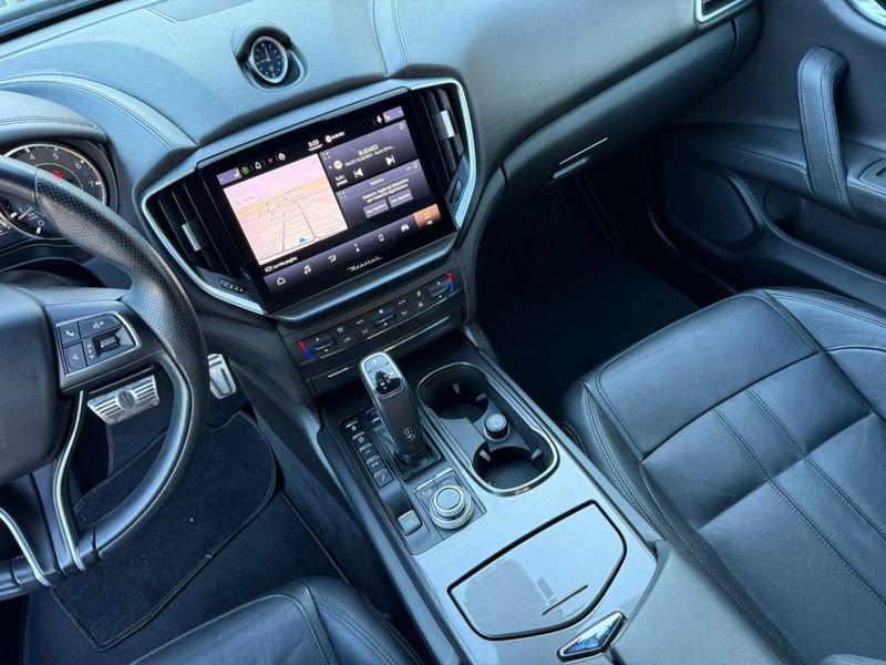 Maserati Ghibli L4 330 CV MHEV Gransport