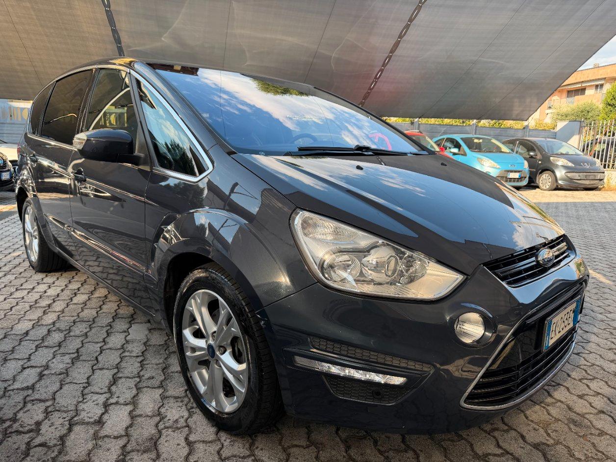Ford S-Max 2.0 tdci Titanium c/radio 163cv powershift 7 POSTI CAMBIO NUOVO !!!