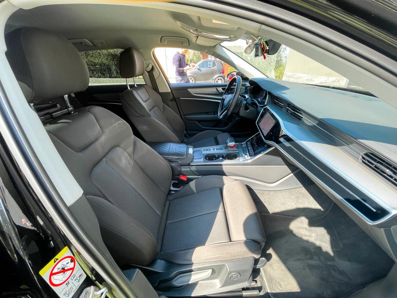 Audi A6 Avant 40 2.0 TDI S tronic Business Design