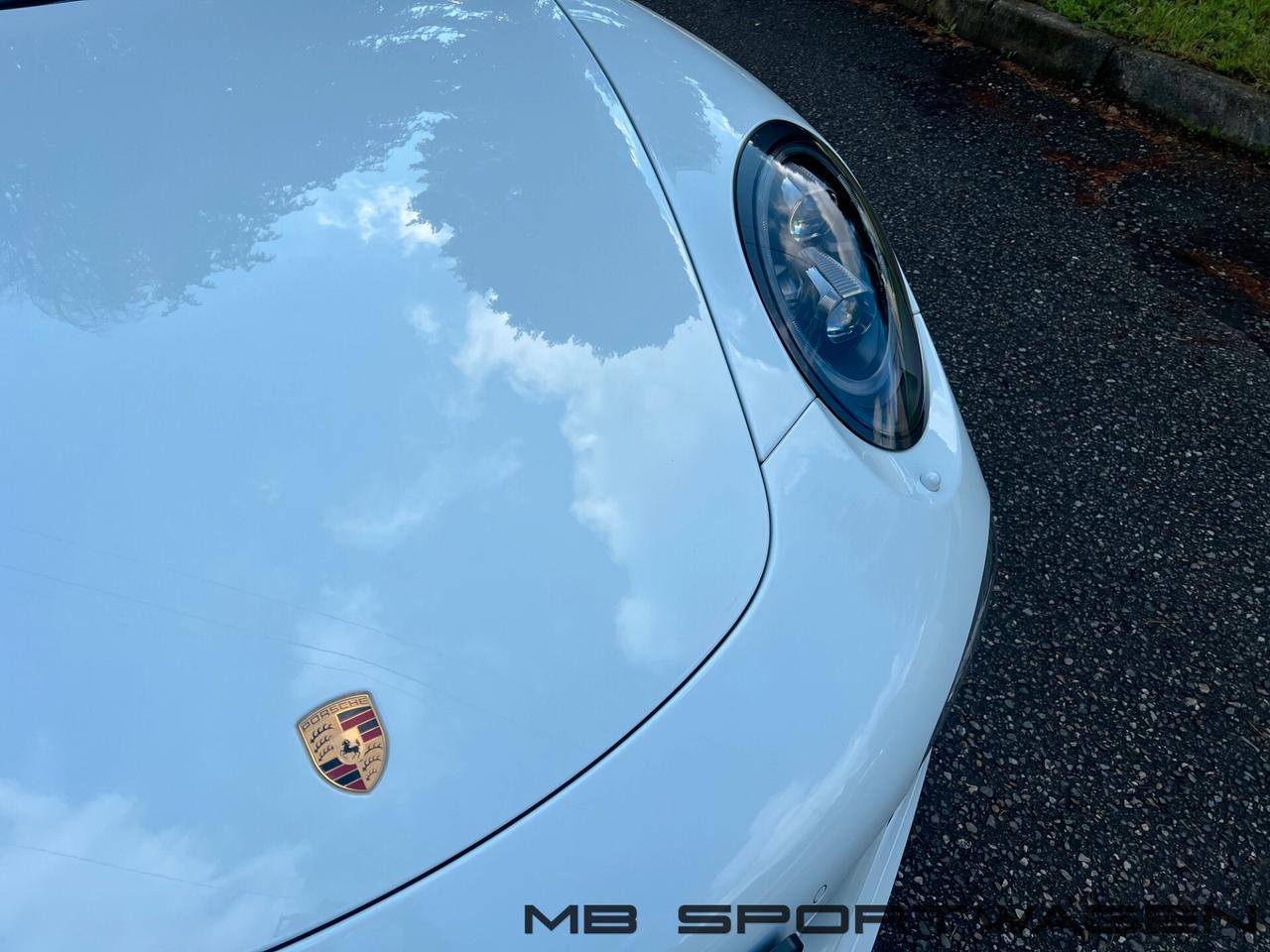 Porsche 911 3.8 Carrera 4 GTS Coupé