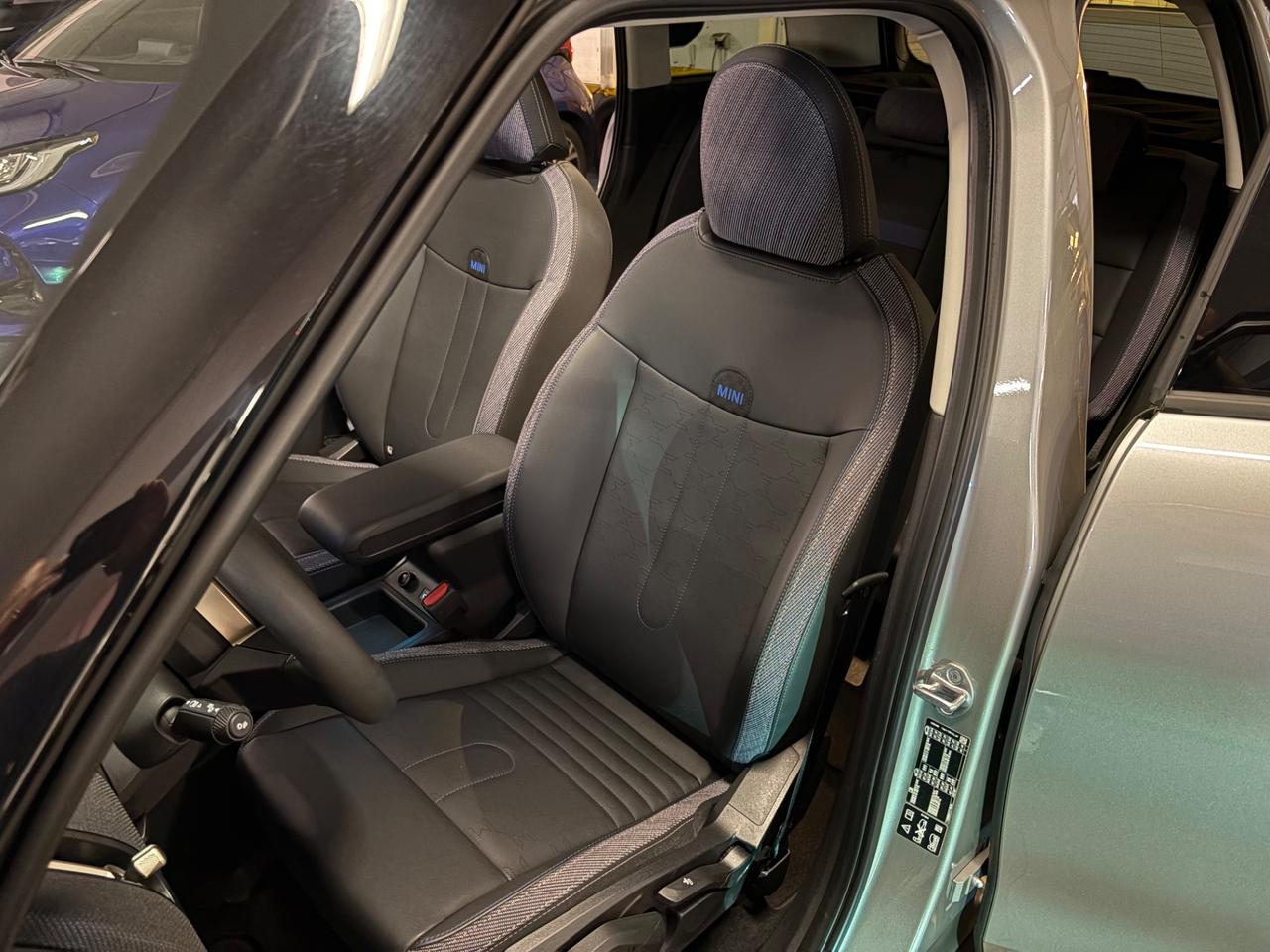 Mini Cooper S Countryman ALL4 Essential