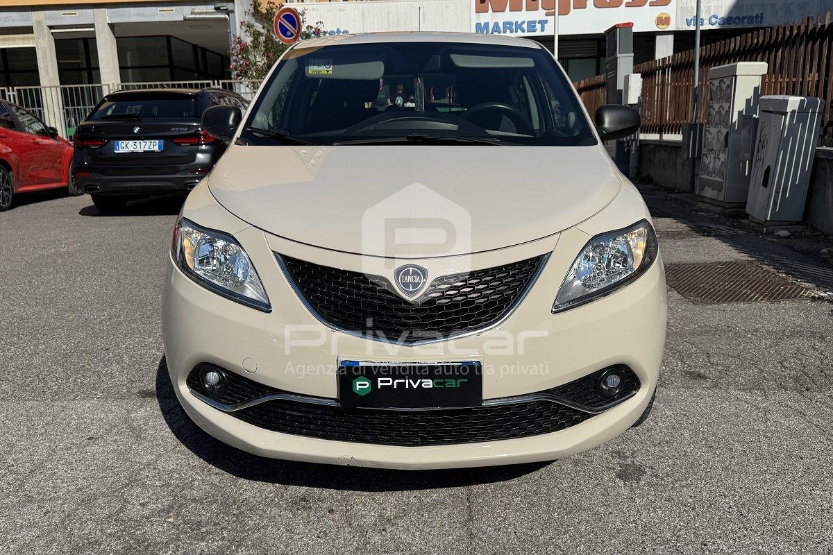LANCIA Ypsilon 1.2 69 CV 5 porte Gold