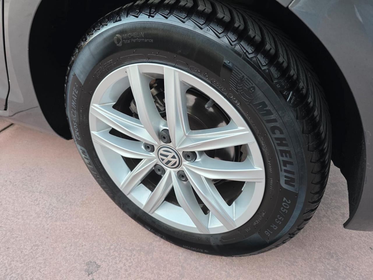 Volkswagen Golf 1.4 TGI 5p. Highline BlueMotion