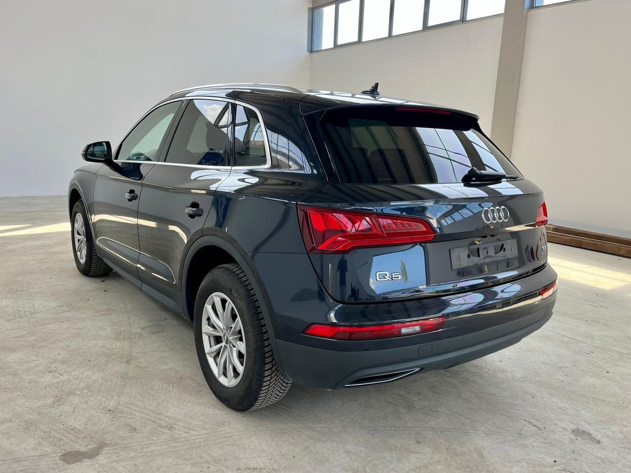 Audi Q5 2.0 TDI 190CV quattro Stronic Business