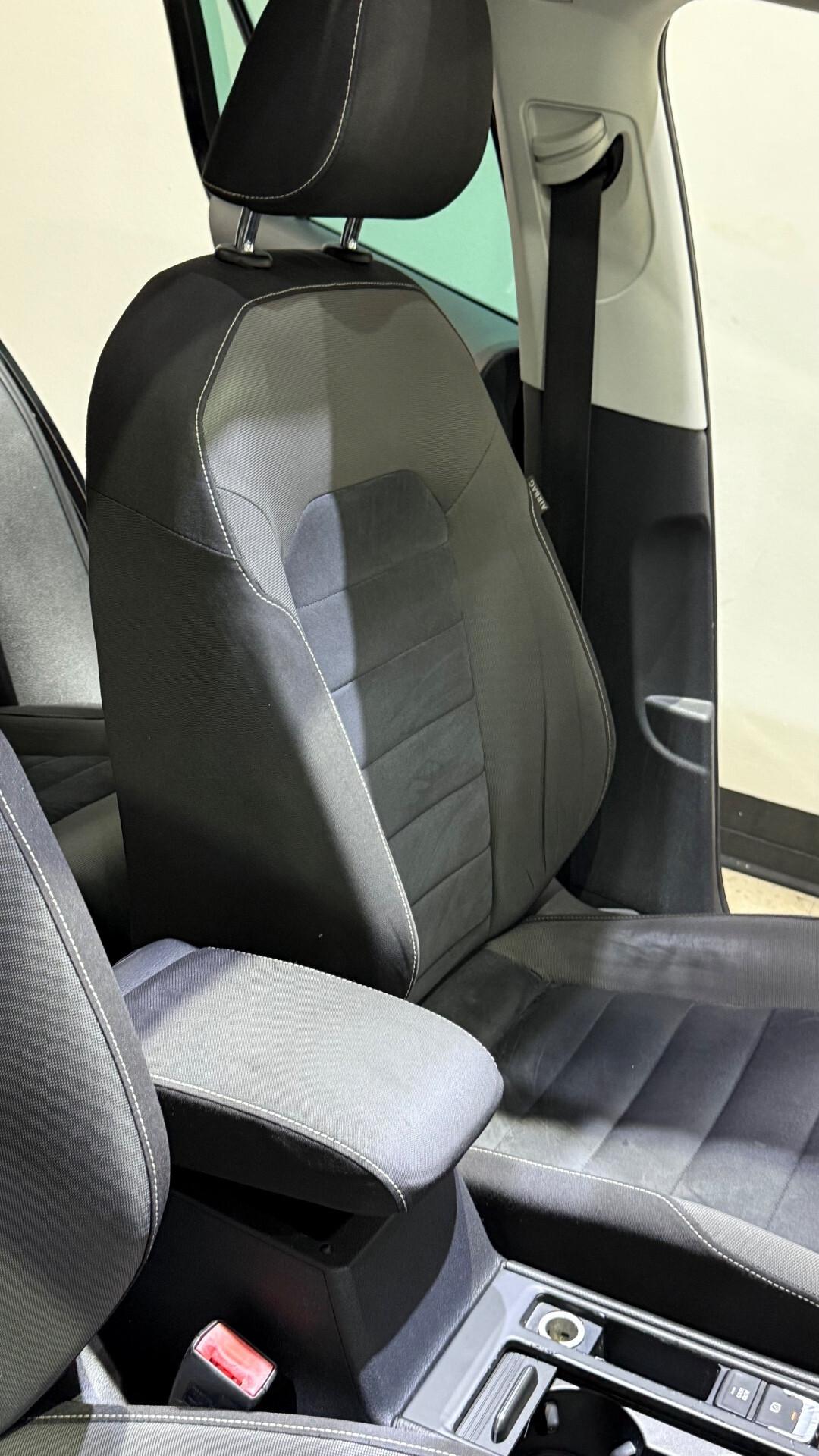 Volkswagen Golf 1.6 TDI 110 CV 5p. Executive BlueMotion Technology