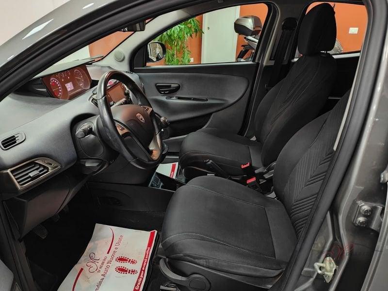 Lancia Ypsilon Ypsilon 1.0 FireFly 5 porte S&S Hybrid Ecochic Gold