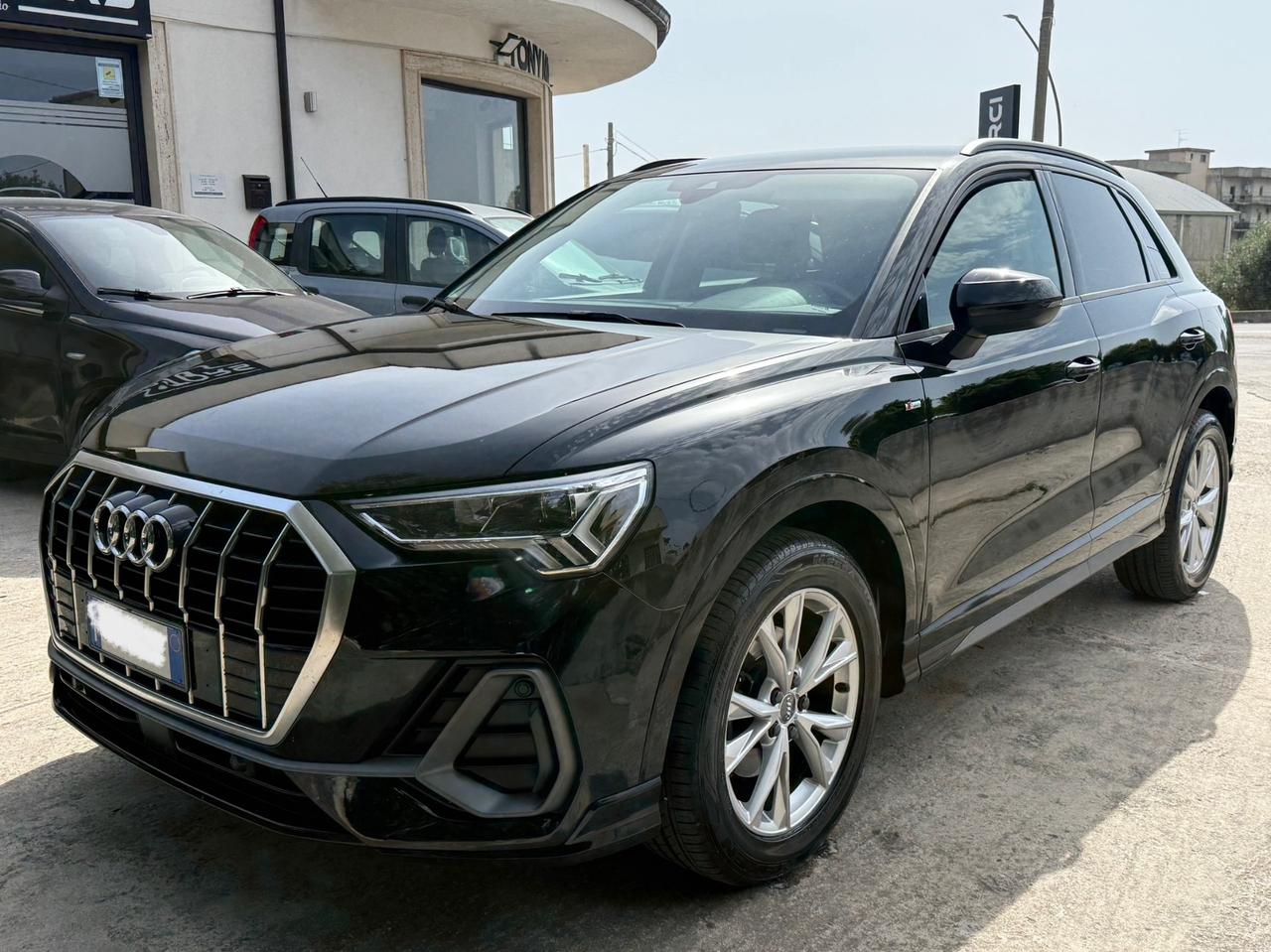 Audi Q3 35 TDI S tronic S line