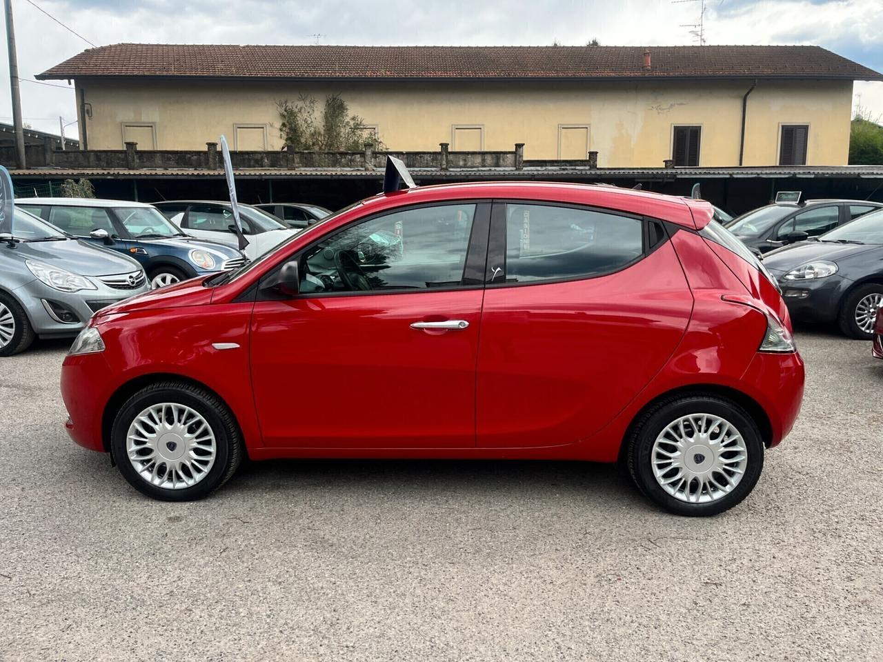 Lancia Ypsilon 1.2 69 CV 5 porte