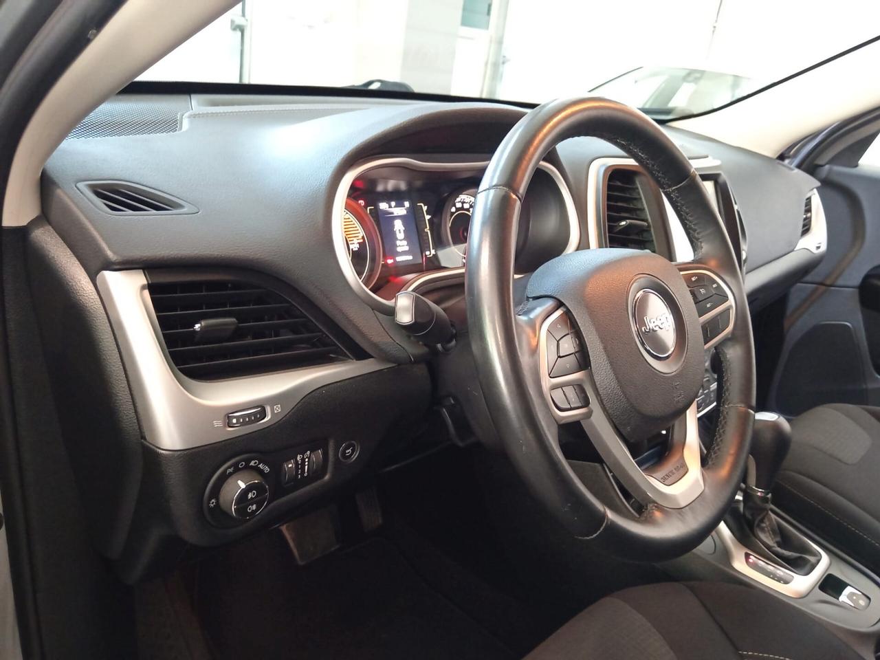 Jeep Nuova Cherokee 2184cc 186cv (136KW) 4X4