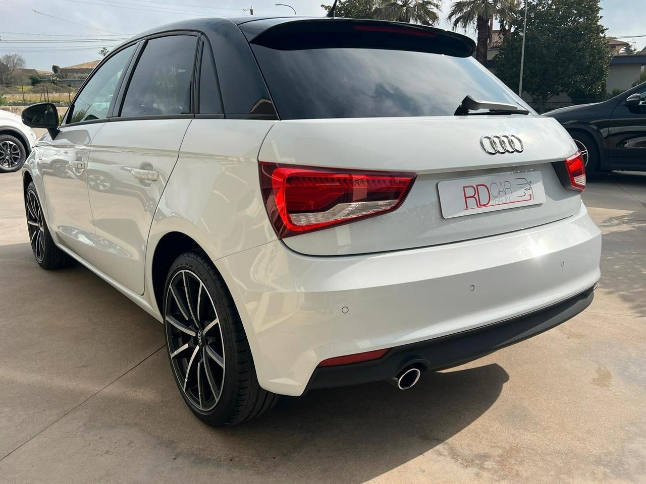 Audi A1 S-line 1.6 TDI 116 CV