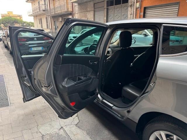 Lancia Delta 1.6 MJT Oro 120 cv - in Garanzia