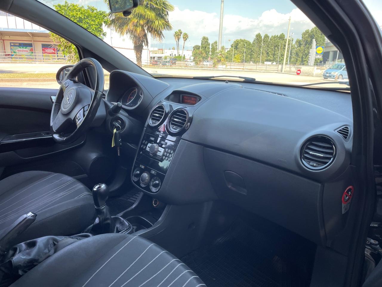Opel Corsa 1.2 80CV 5 porte GPL-TECH Club 2011
