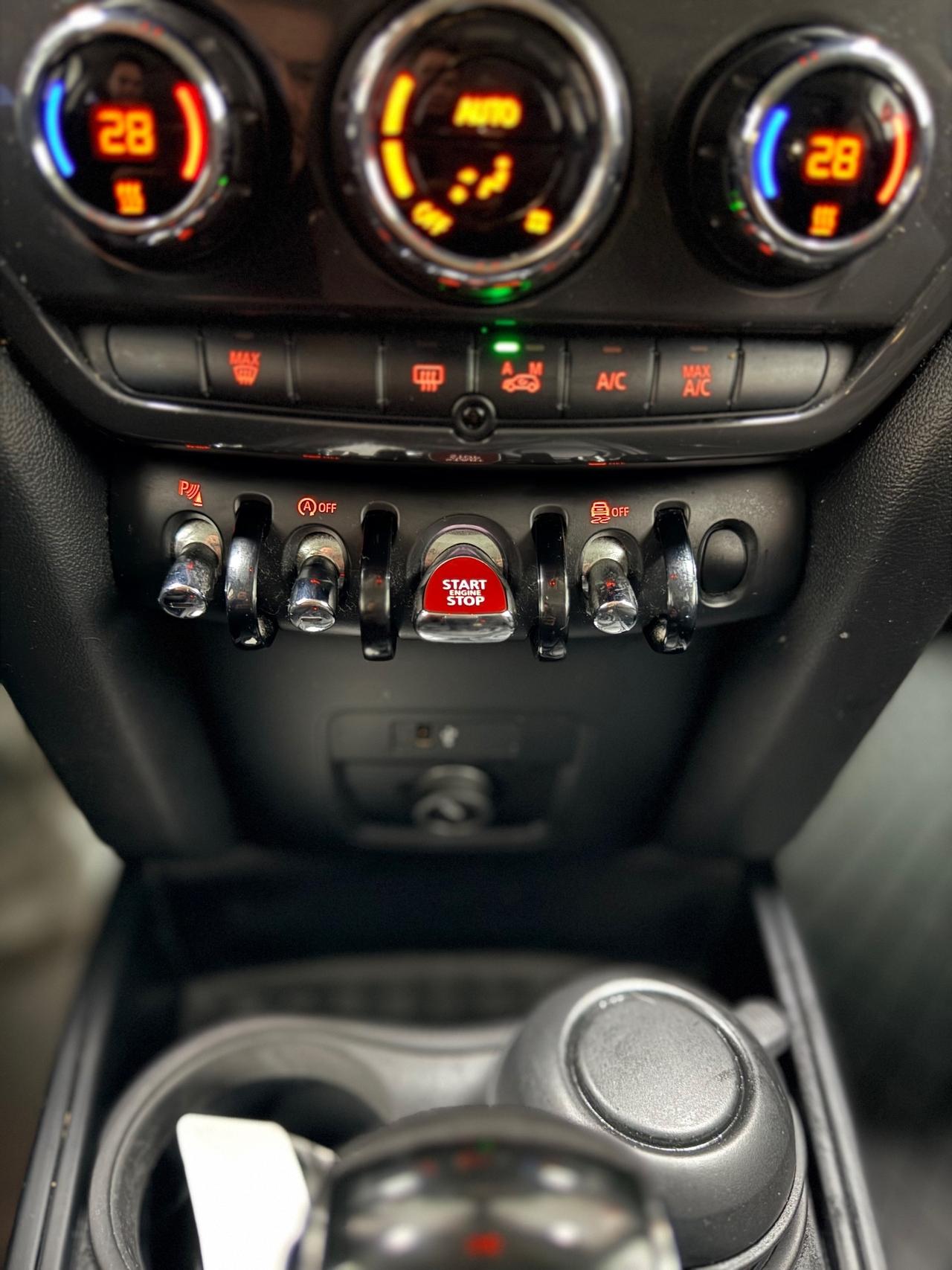 Mini One Countryman 1.5 Yours 102CV 02/2022 NEOPATENTATI EURO 6D TEMP