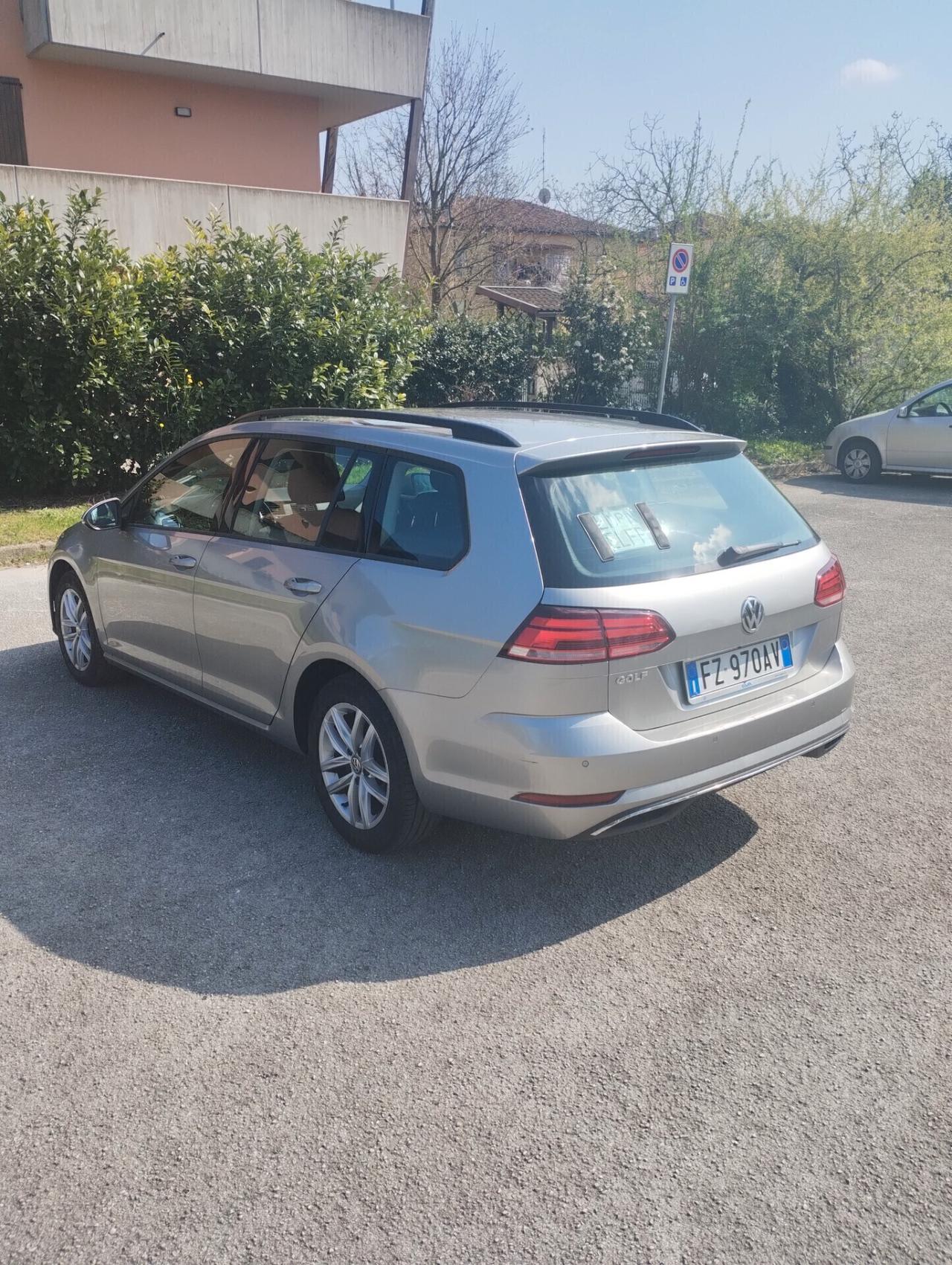 Volkswagen Golf Variant 1.6 TDI 115 CV 5p. Executive