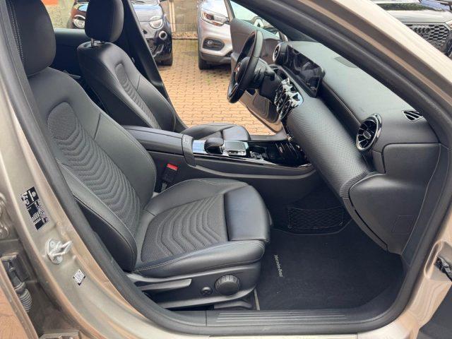 MERCEDES-BENZ A 180 Automatic Sport