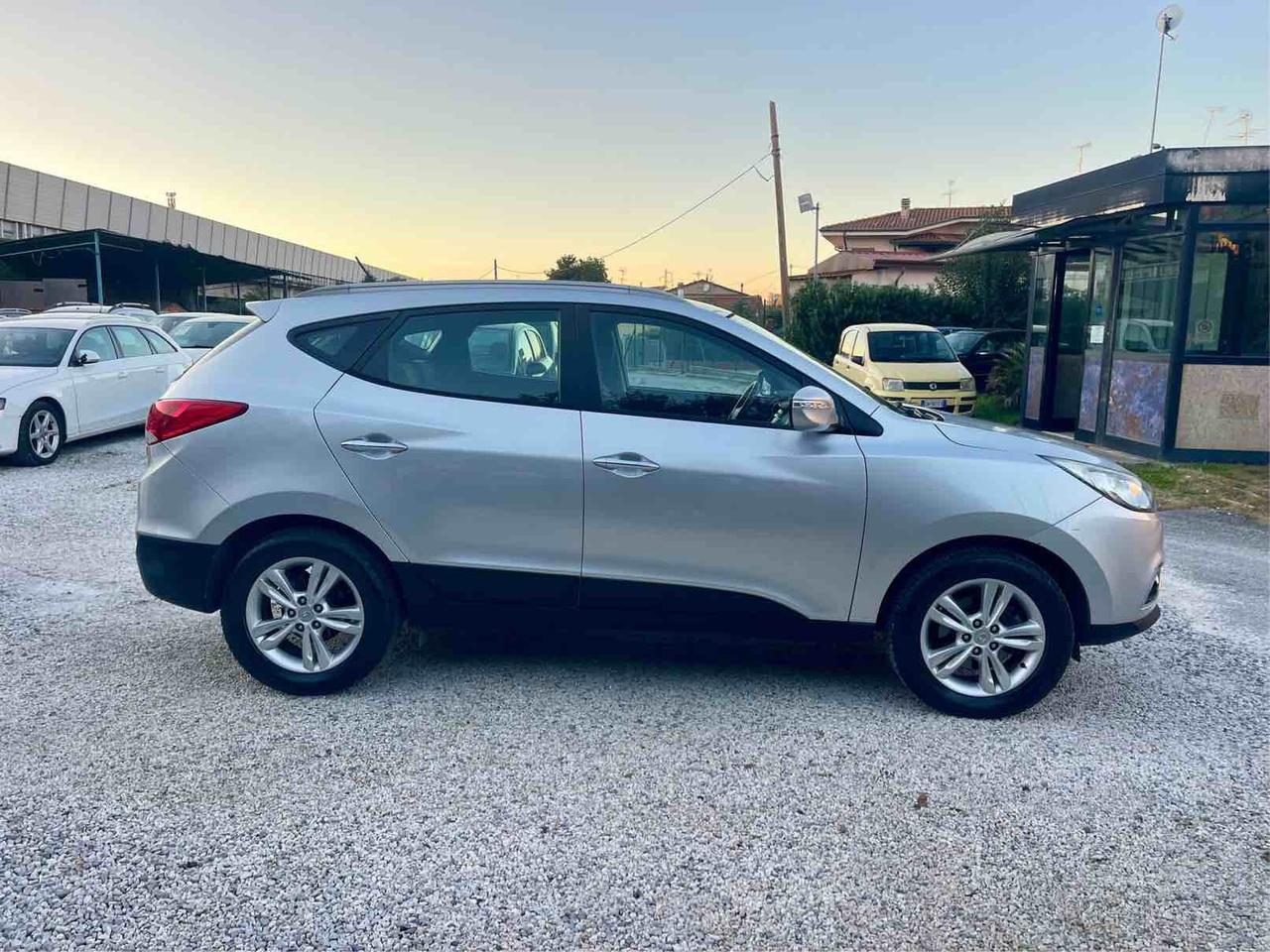 HYUNDAI iX35 - SOLO 85 000 KM - UNICO PROPRIETARIO